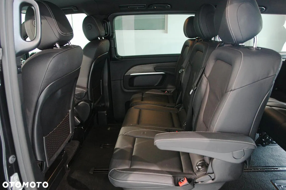 Mercedes-Benz Klasa V 300 d extralang 9G-TRONIC Avantgarde - 17