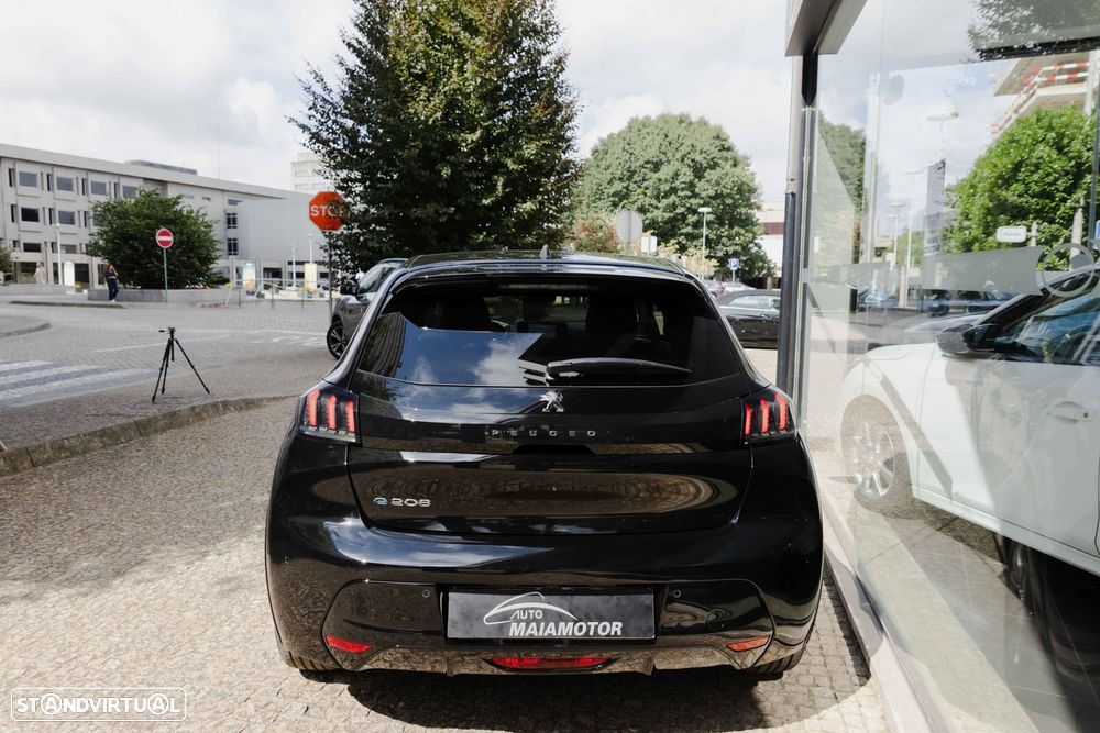 Peugeot e-208 50 kWh Allure - 10