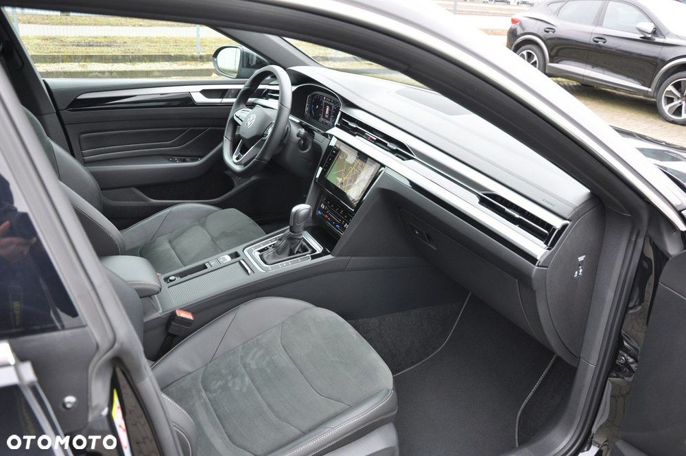 Volkswagen Arteon 2.0 TSI DSG R-Line Edition - 29