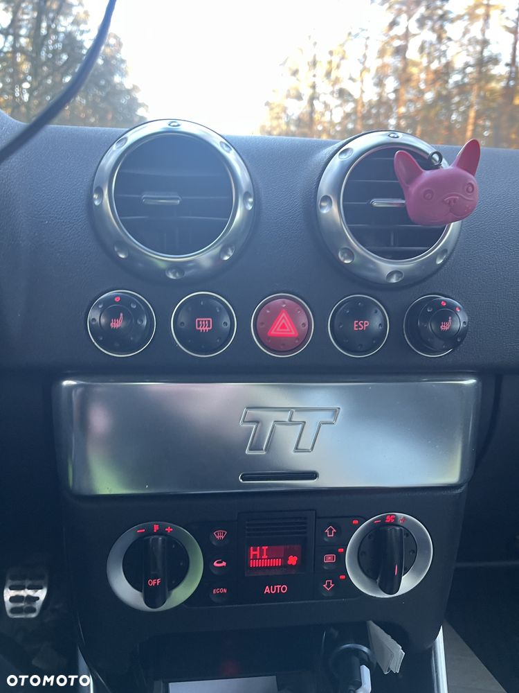 Audi TT Coupé - 4