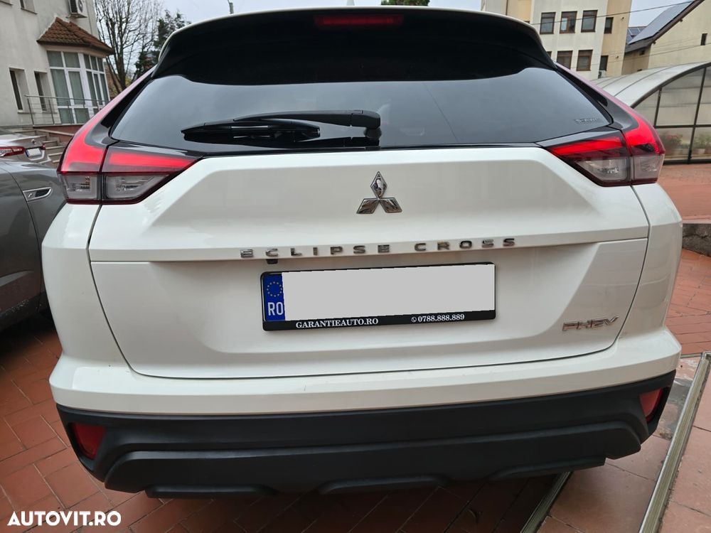 Mitsubishi Eclipse-Cross - 6