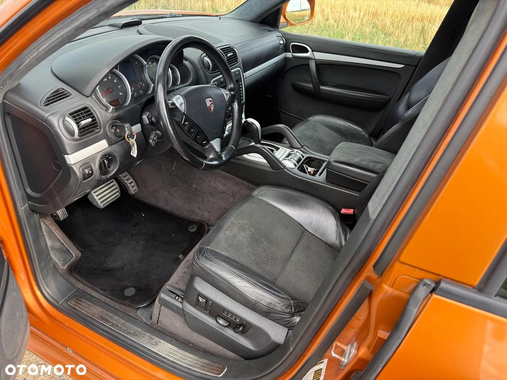 Porsche Cayenne Tiptronic S GTS - 12