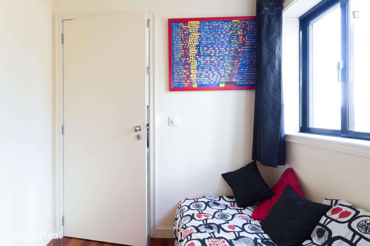Quarto - localizado em Foz do Douro Porto - Grande imagem: 2/13