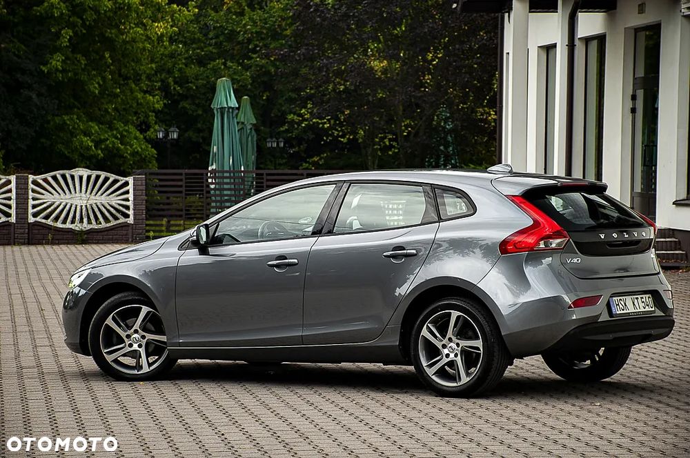 Volvo V40 D2 Drive-E Momentum - 21