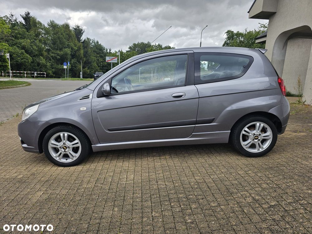 Chevrolet Aveo 1.4 16V LS - 11