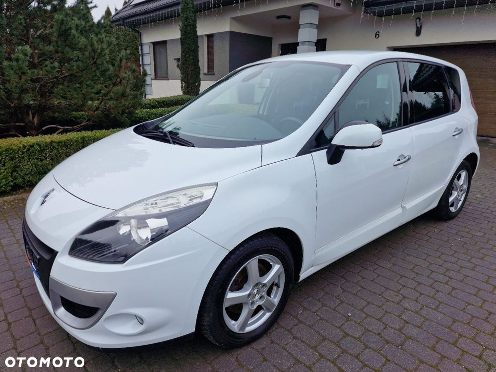 Renault Scenic TCe 130 Luxe - 23