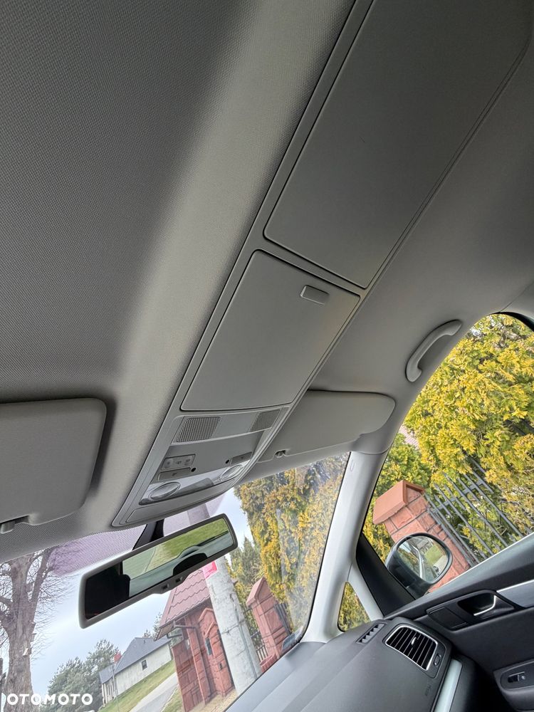 Volkswagen Sharan 2.0 TDI DSG BlueMotion Technology Life - 40