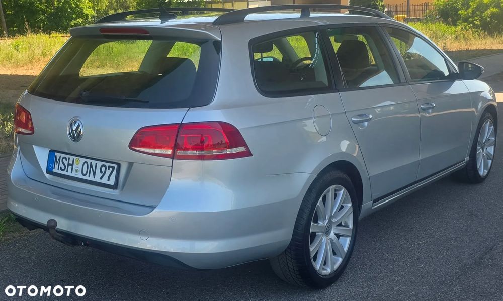 Volkswagen Passat 2.0 TDI DPF BlueMotion Technology Trendline - 6