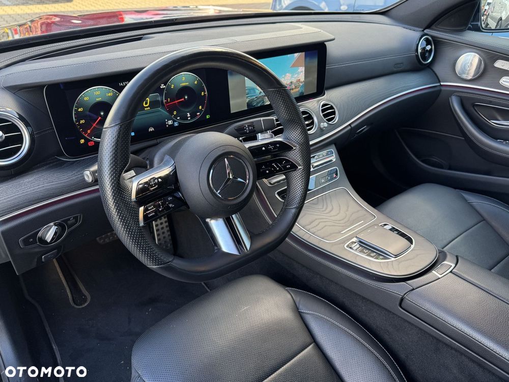 Mercedes-Benz Klasa E 220 d 4-Matic AMG - 14