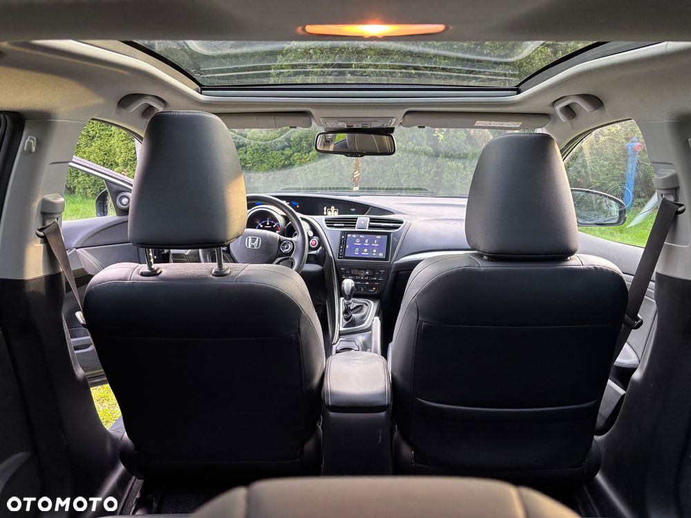 Honda Civic 1.6 i-DTEC Comfort Black Edition - 23