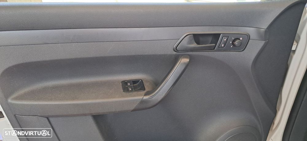 VW Caddy 1.6 TDi Extra AC BlueMotion - 4