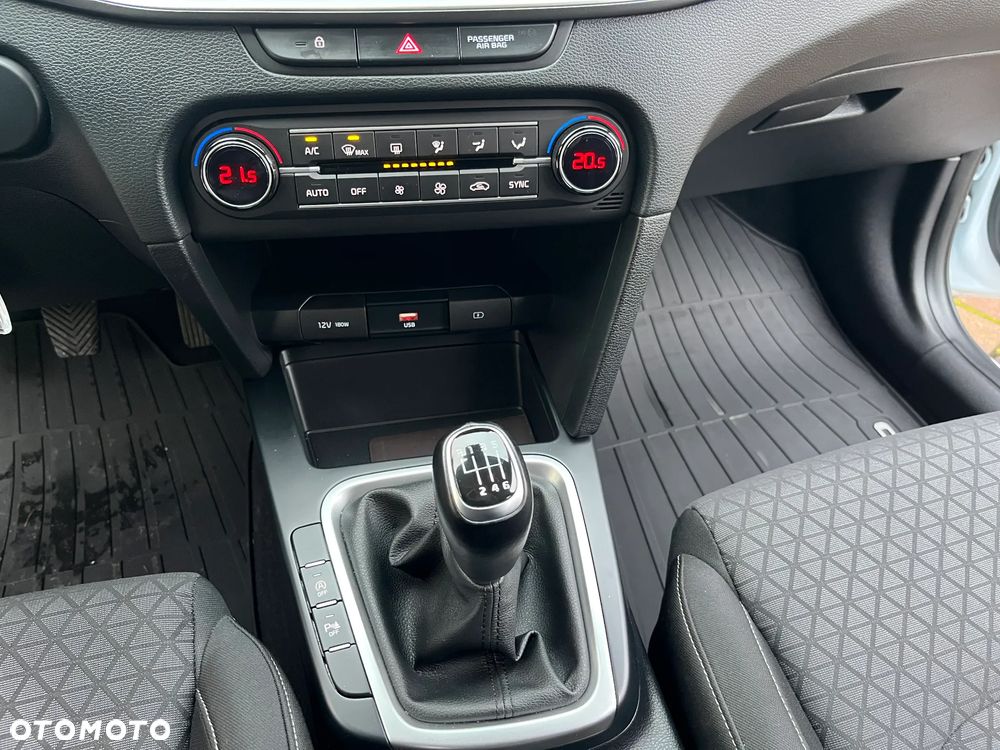 Kia Ceed 1.0 T-GDI M - 12