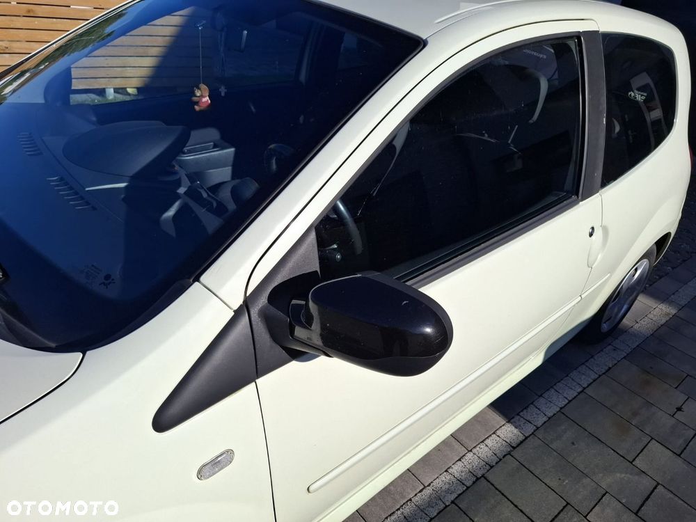Renault Twingo 2011 photo 3