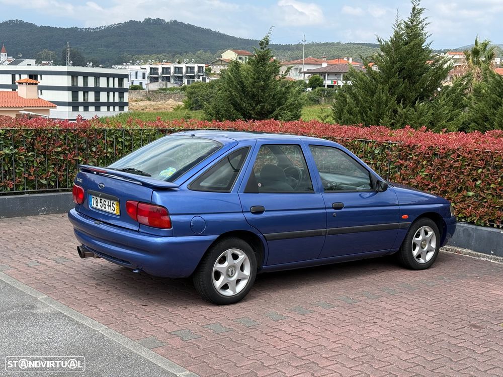 Ford Escort 1.3 CL - 6