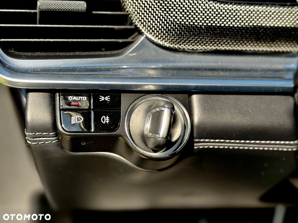 Porsche Panamera Turbo - 32