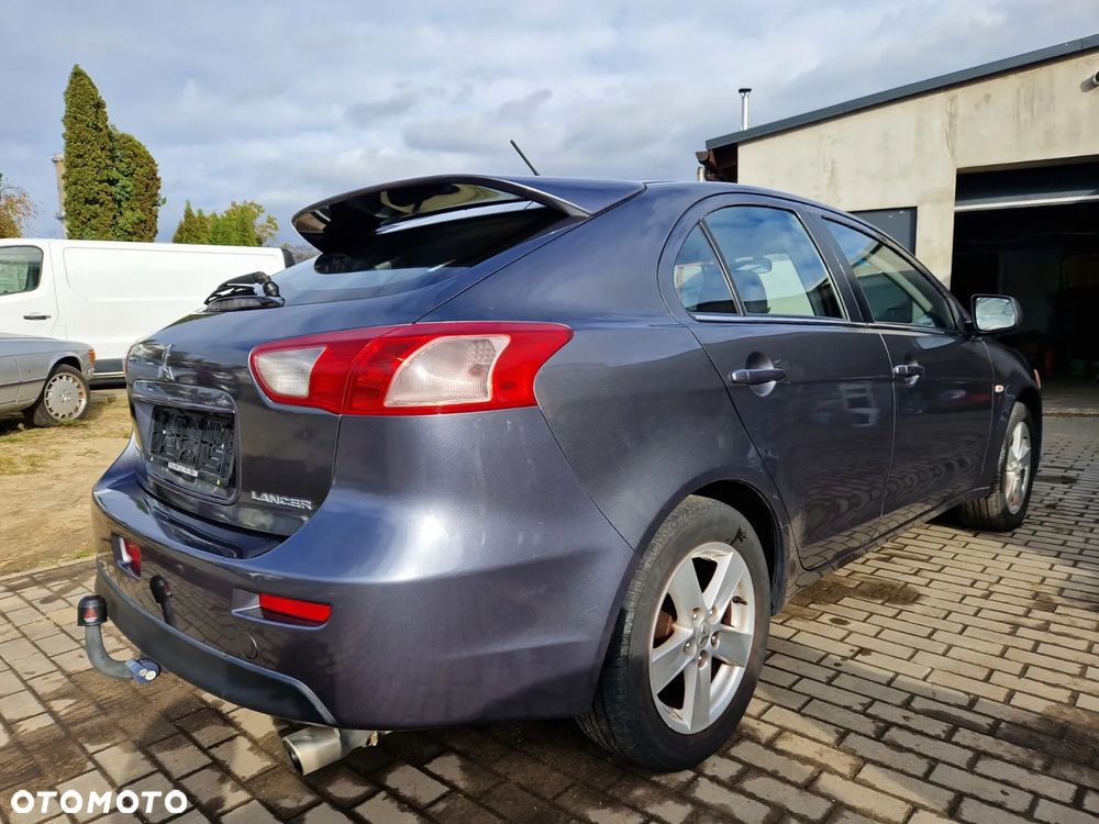 Mitsubishi Lancer - 26