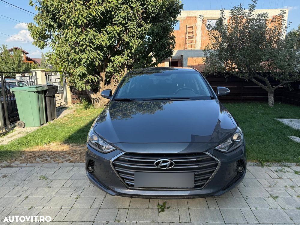 Hyundai Elantra 1.6 MPi Exclusive - 1