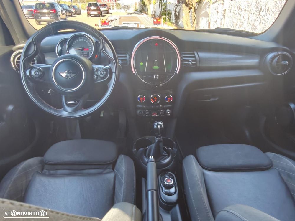 MINI 5 Portas Cooper D - 20