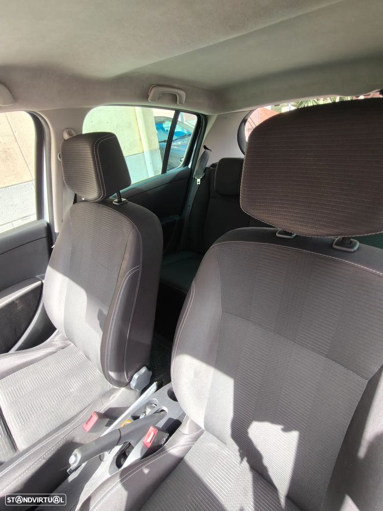Renault Clio 1.5 dCi Dynamique S - 5