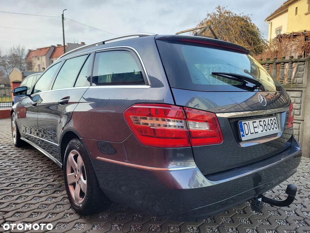 Mercedes-Benz Klasa E 250 CDI DPF BlueEFFICIENCY Automatik Avantgarde - 4