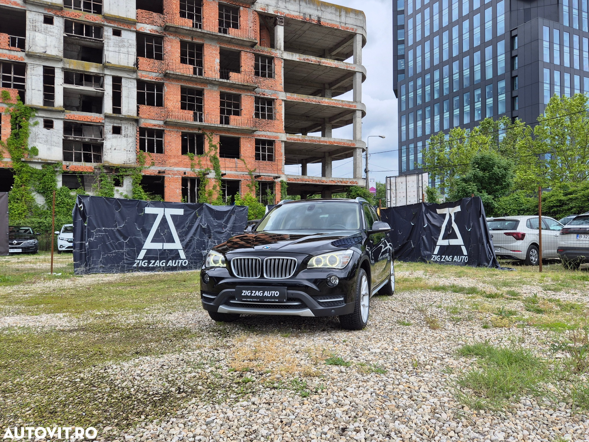 BMW X1 - 32