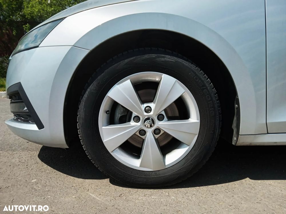 Skoda Octavia 2.0 TDI Ambition - 9
