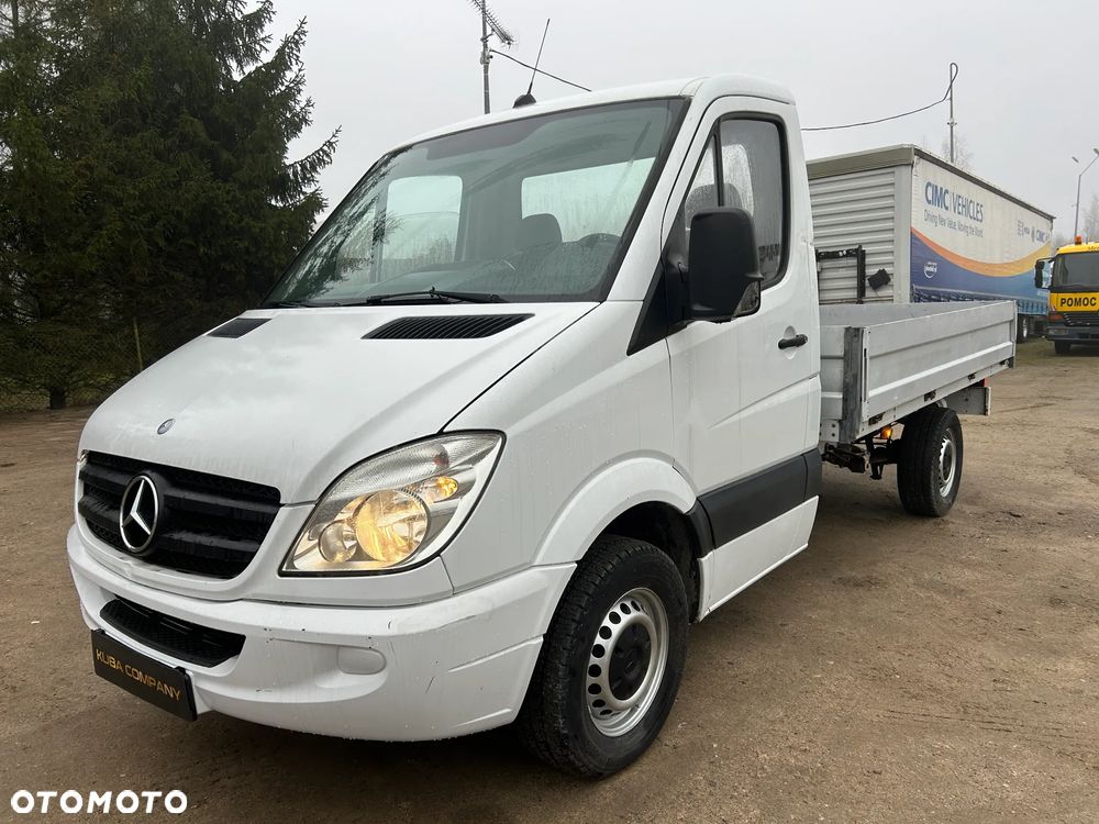Mercedes-Benz SPRINTER 313 CDI / FAKTURA VAT 23% / 4 SZTUKI / SKRZYNIA 3.40 M / ROZSTAW OSI 3.70 M / 1 WŁAŚCICIEL OD NOWOŚCI / POLSKI SALON / OD NOWOŚCI WOZIŁY TYLKO BUTLE Z GAZEM PO REGIONIE !! - 2