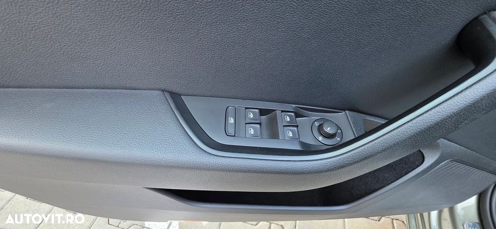 Skoda Superb 2.0 TDI Ambition - 26