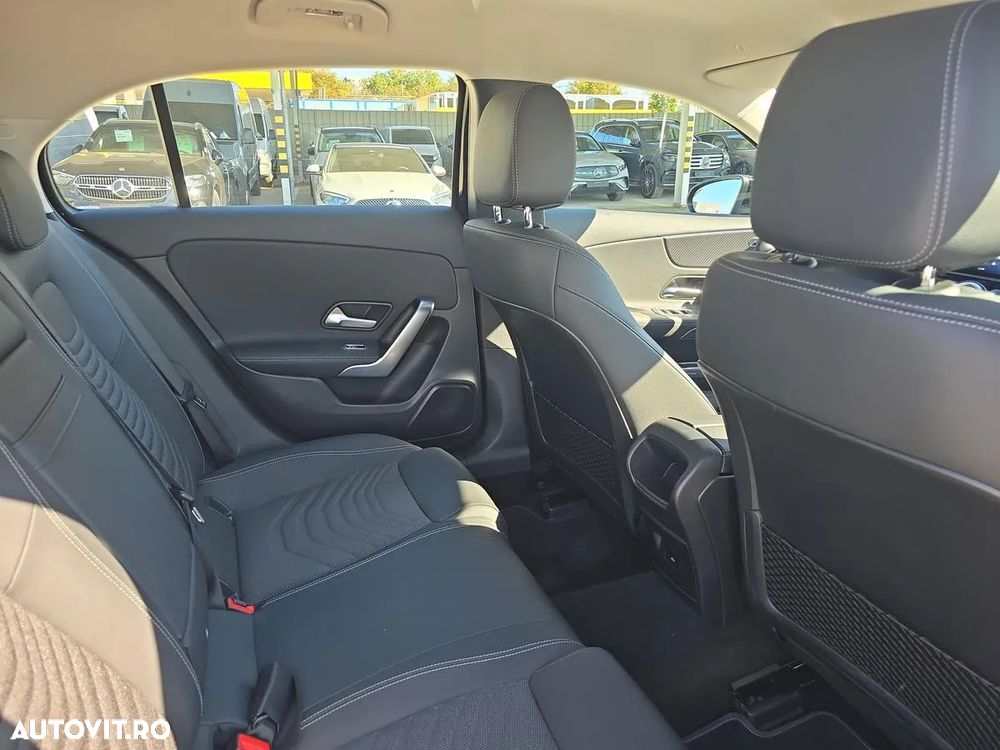 Mercedes-Benz A 180 d 8G-DCT - 13