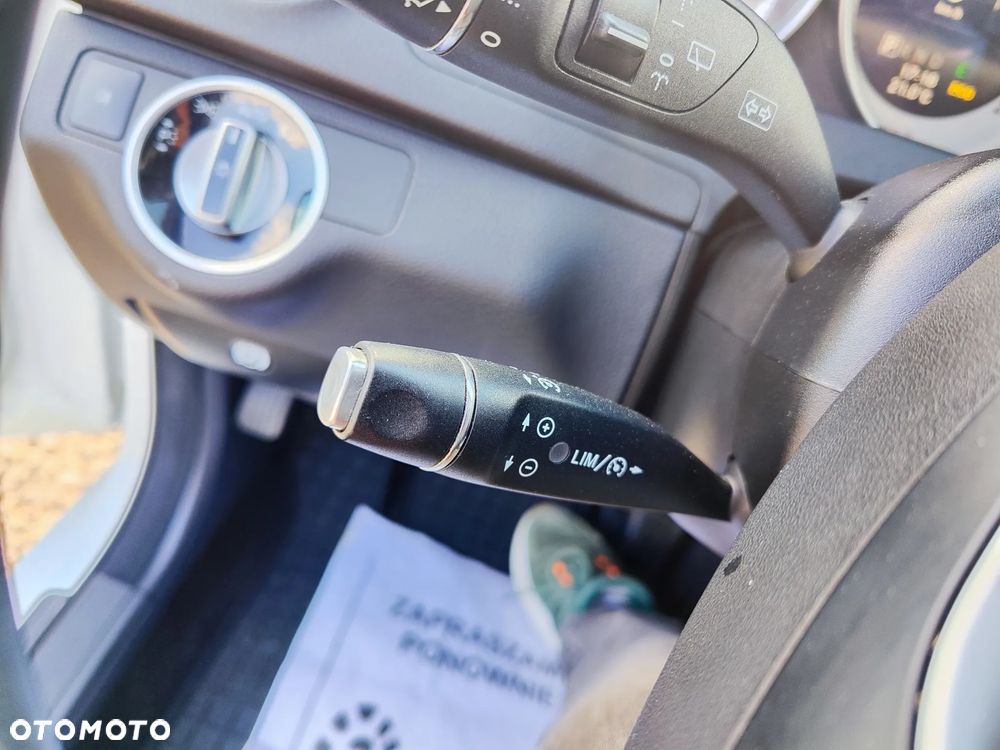 Mercedes-Benz Klasa C 220 (BlueTEC) d 7G-TRONIC Avantgarde - 25