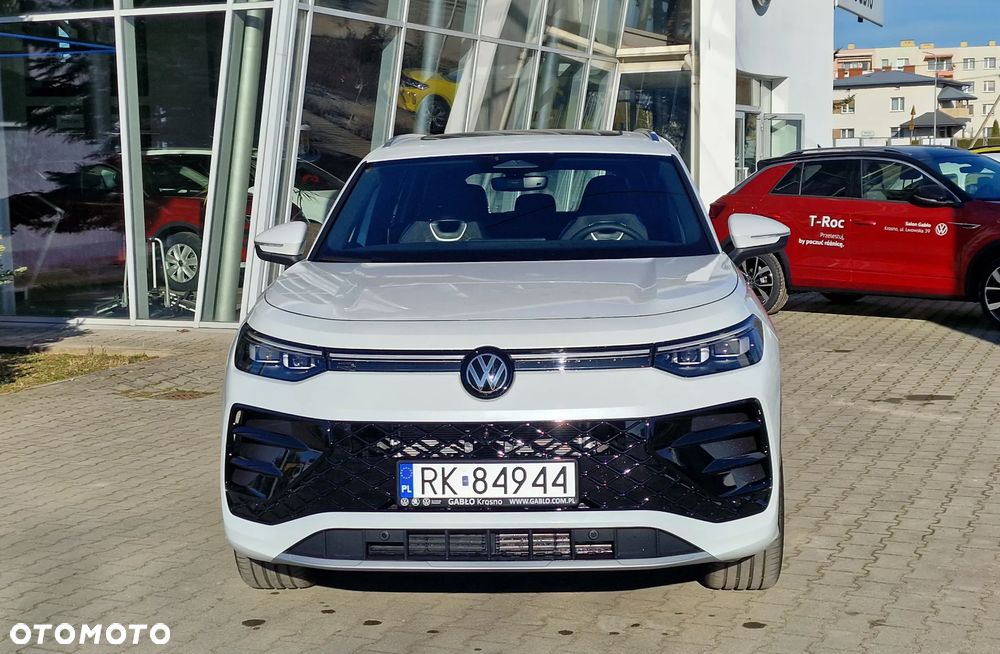 Volkswagen Tayron 2.0 TSI 4Mot R-Line Plus DSG - 2