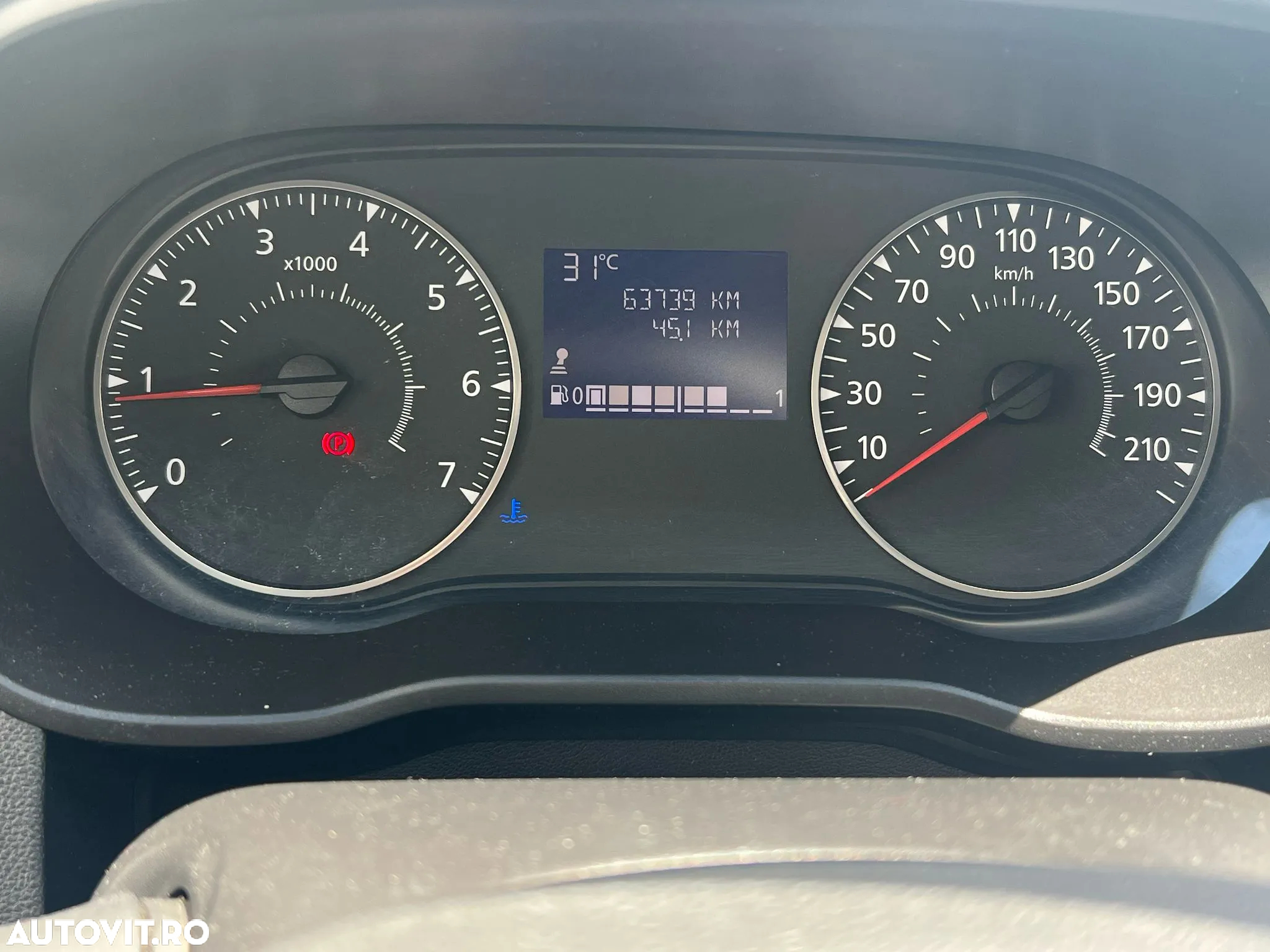 Dacia Duster 1.5 Blue dCi 4WD Comfort - 11