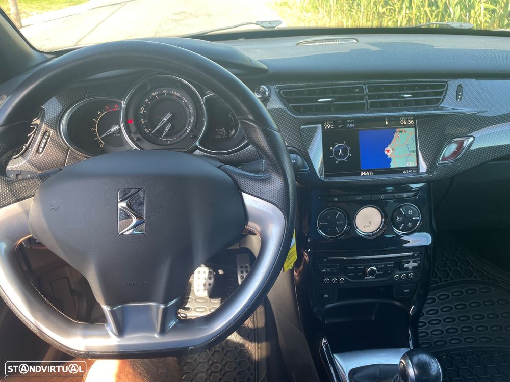 Citroën DS3 1.6 HDi Airdream Sport Chic - 10