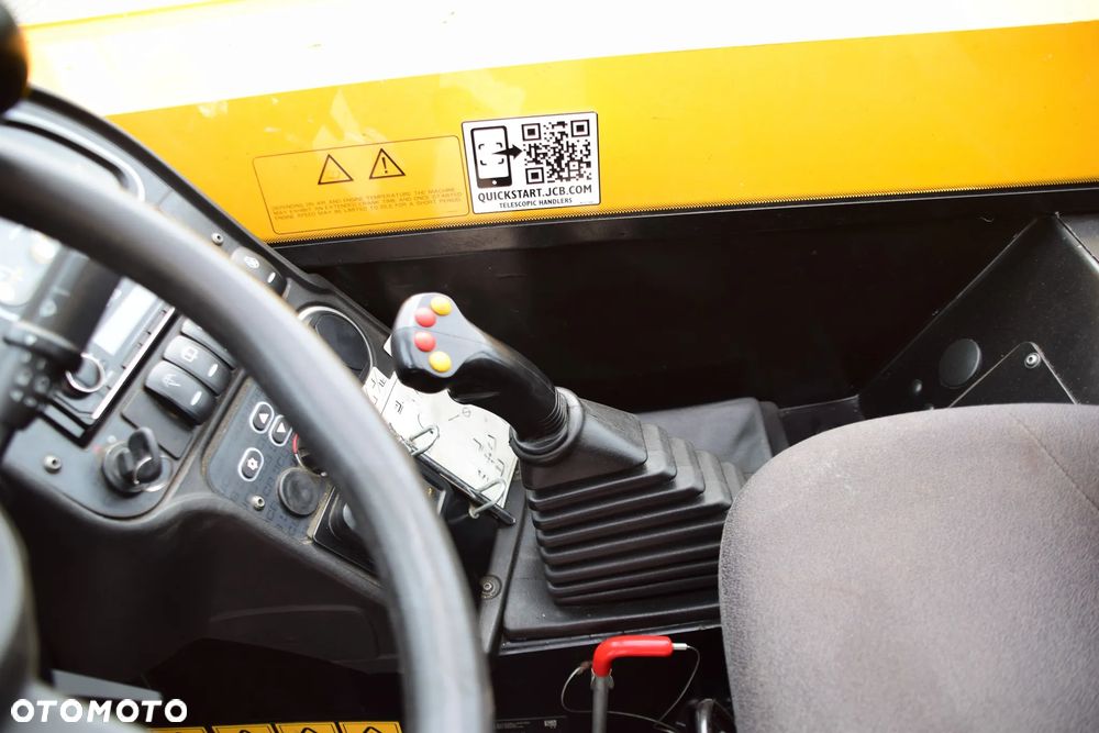 JCB 541-70 - 20