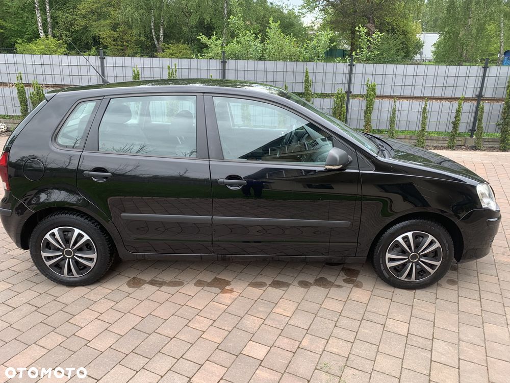 Volkswagen Polo 1.4 16V Comfortline - 4