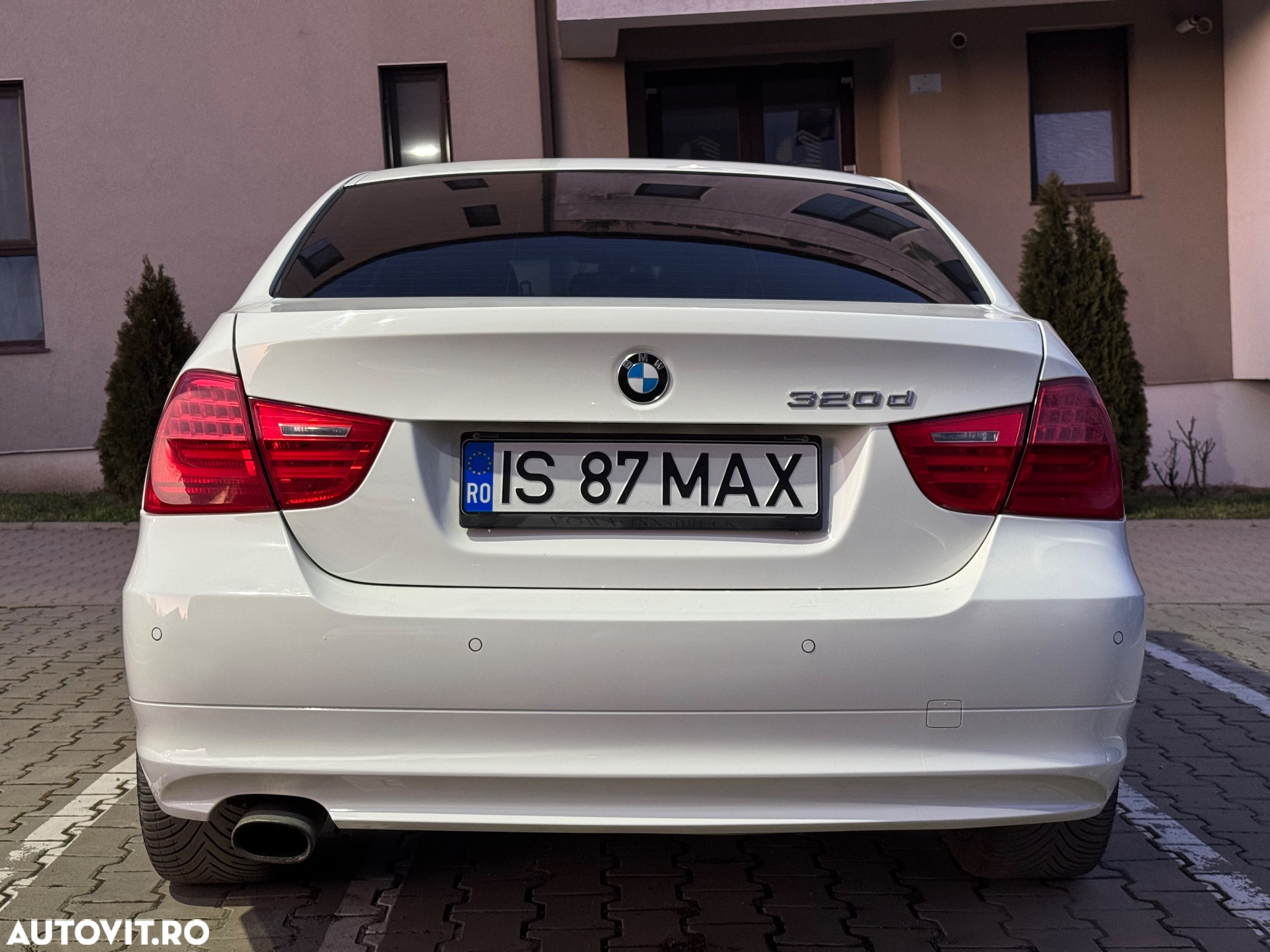 BMW Seria 3 320d - 10
