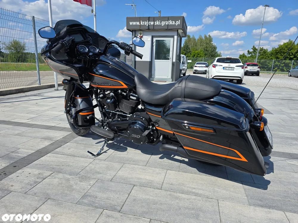 Harley-Davidson Touring Road Glide - 9