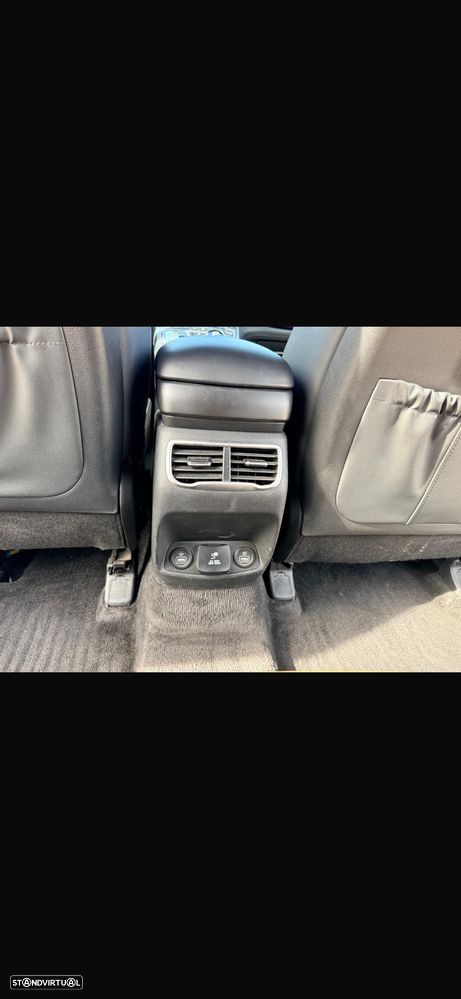 Hyundai Santa Fe 2.2 CRDi Premium - 23