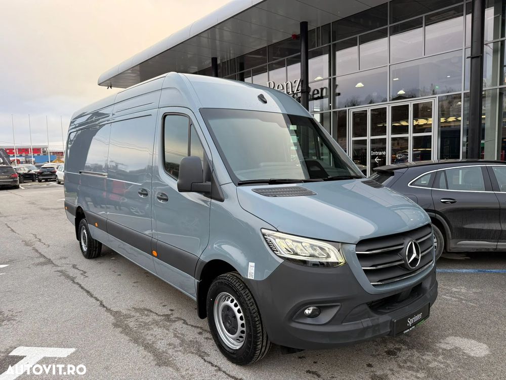 Mercedes-Benz Sprinter 317 CDI Furgon Lung PRO - 1