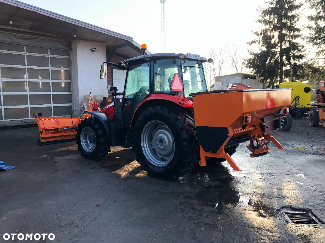 Massey Ferguson - 5