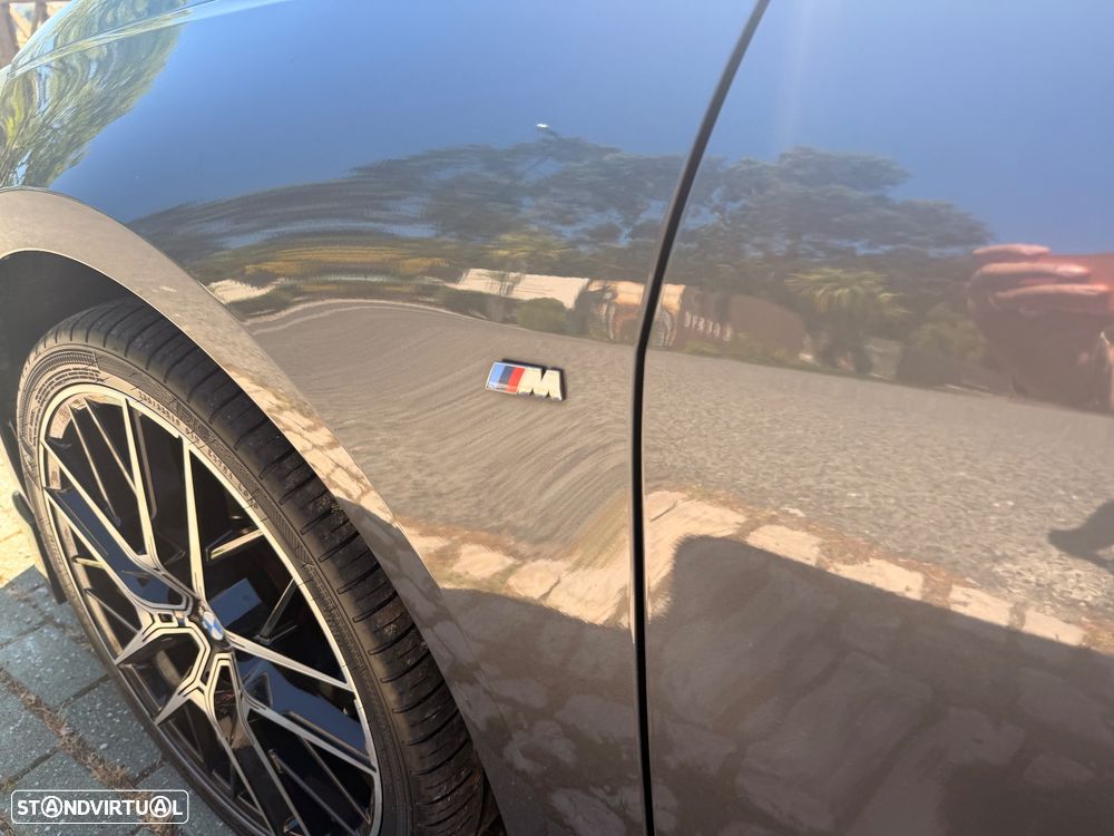 BMW 116 d Pack M - 15