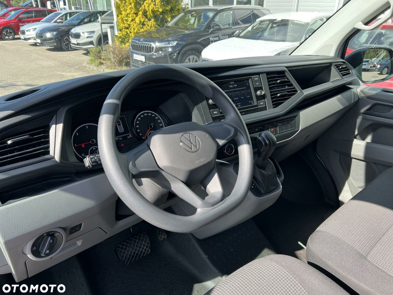 Volkswagen Transporter - 18