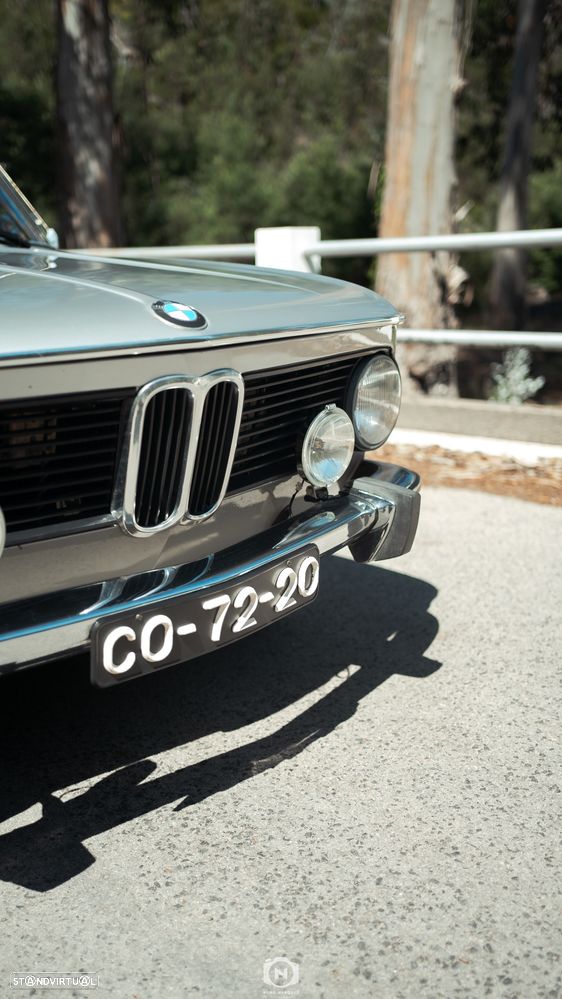 BMW 2002 - 19