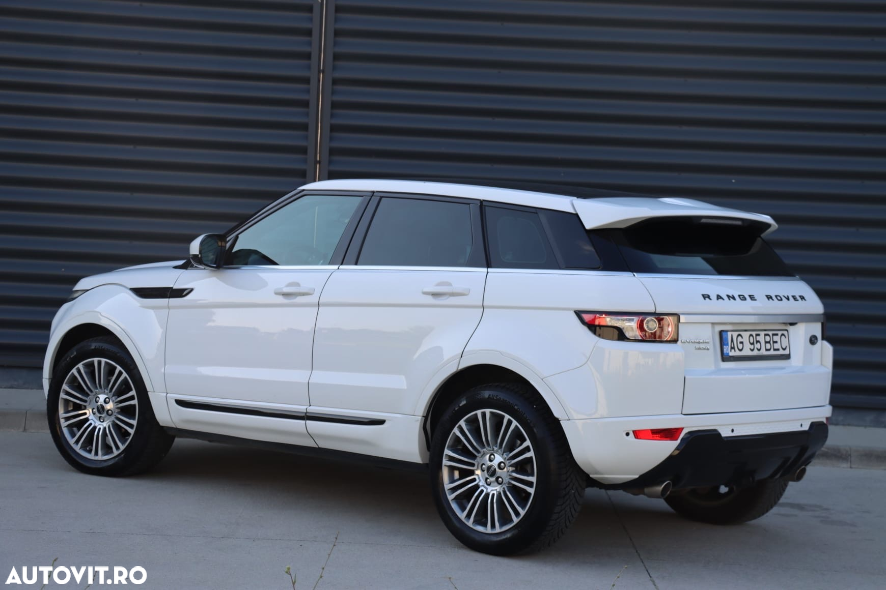Land Rover Range Rover Evoque - 3