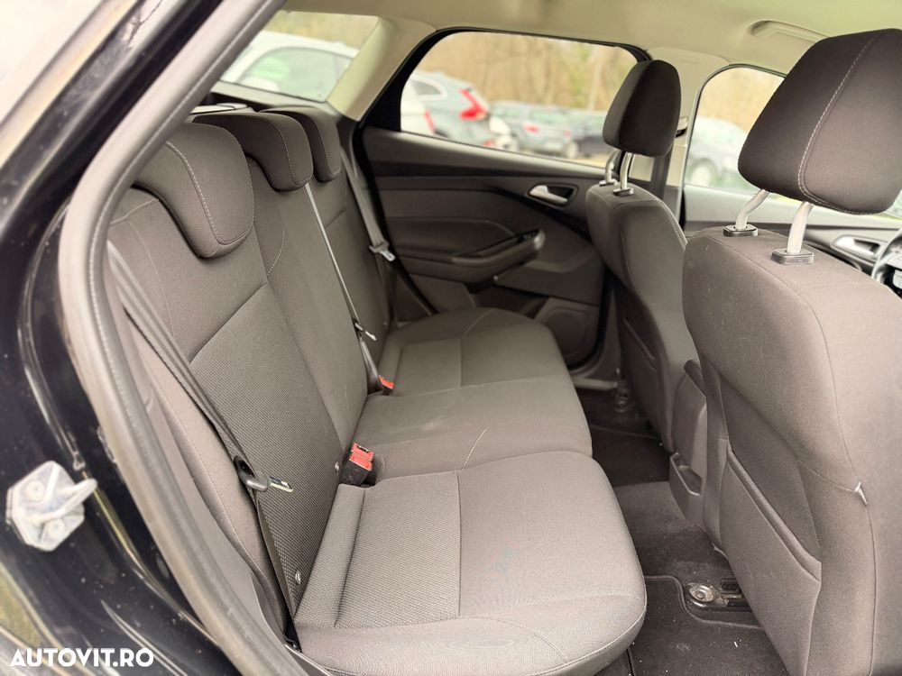 Ford Focus - 6