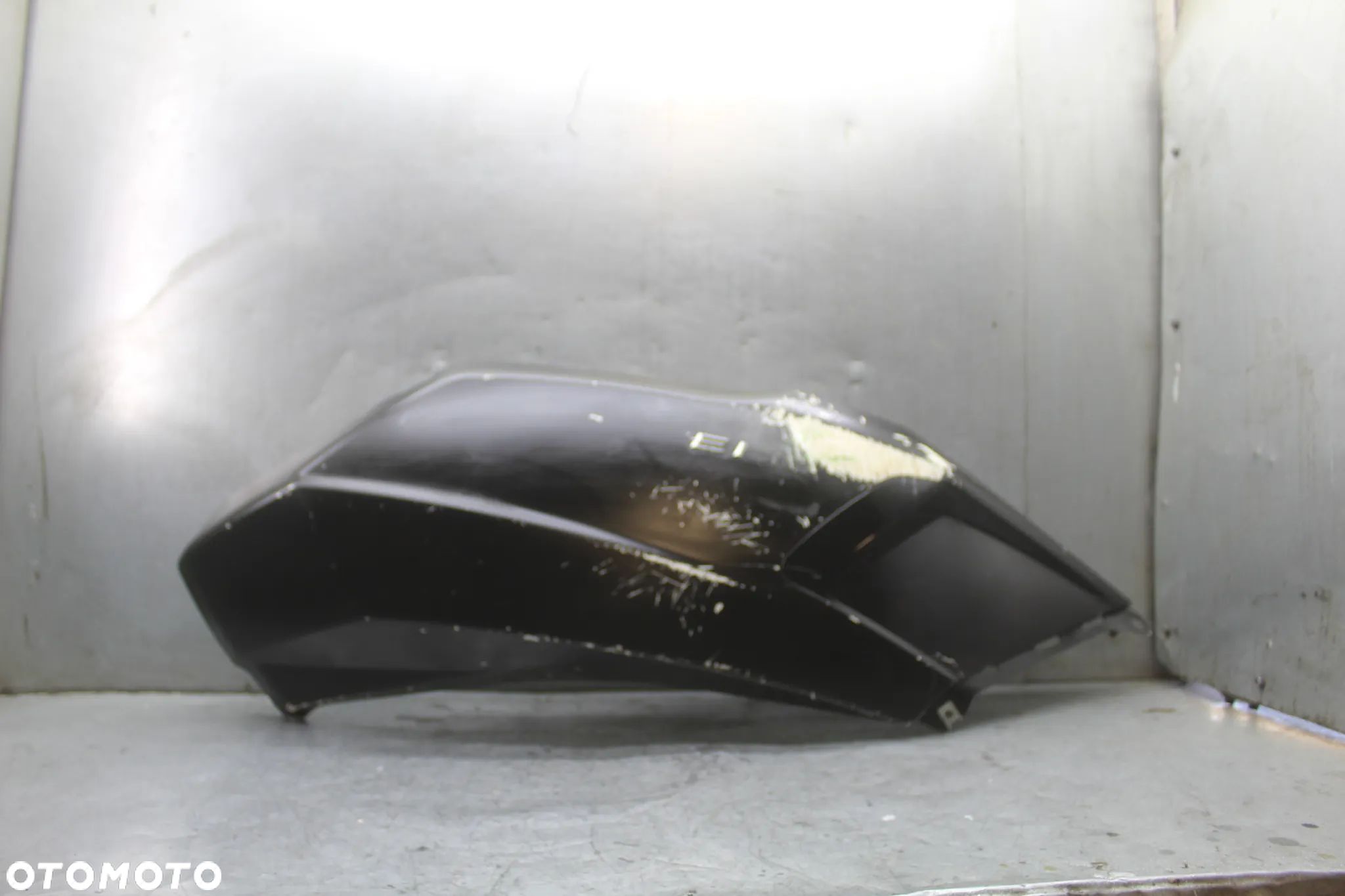 Peugeot Satelis 125 Bok boczek owiewka osłona obudowa prawa - 1