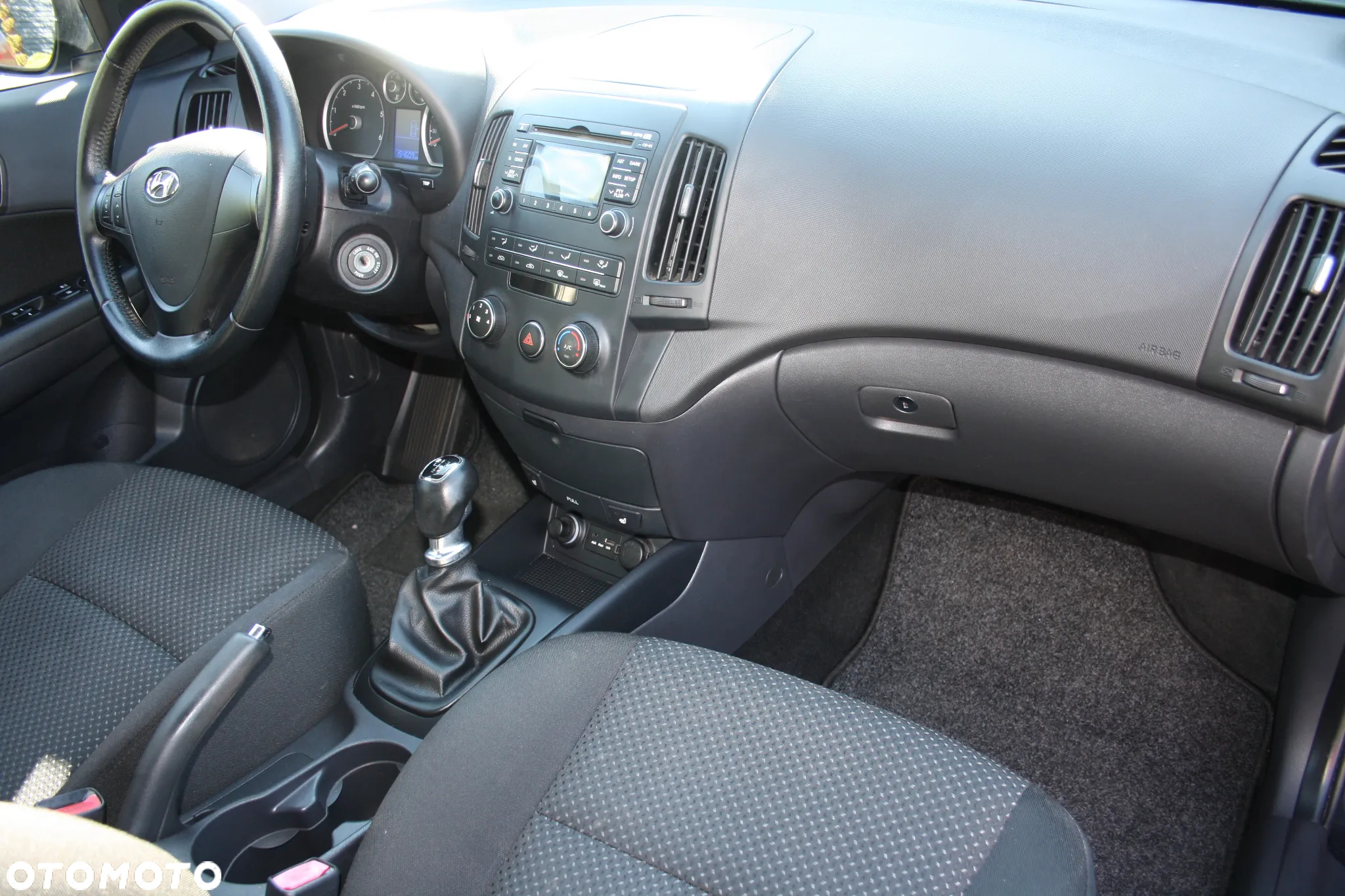 Hyundai i30 i30cw 1.6 CRDi UEFA EURO 2012 Edition - 11