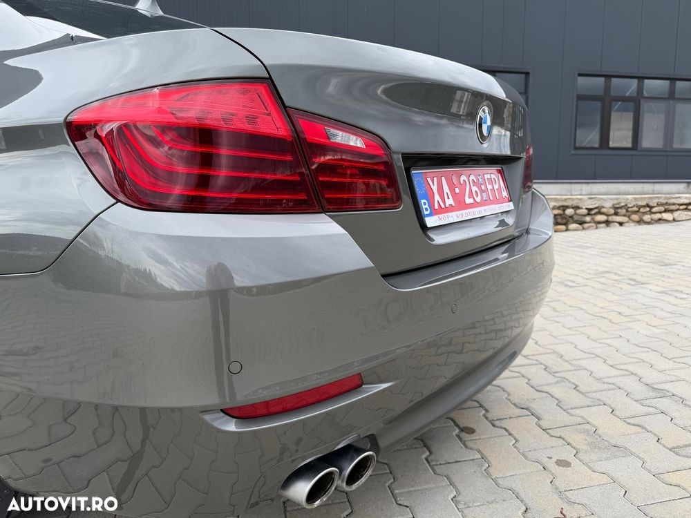 BMW Seria 5 520d xDrive Aut. Modern Line - 31