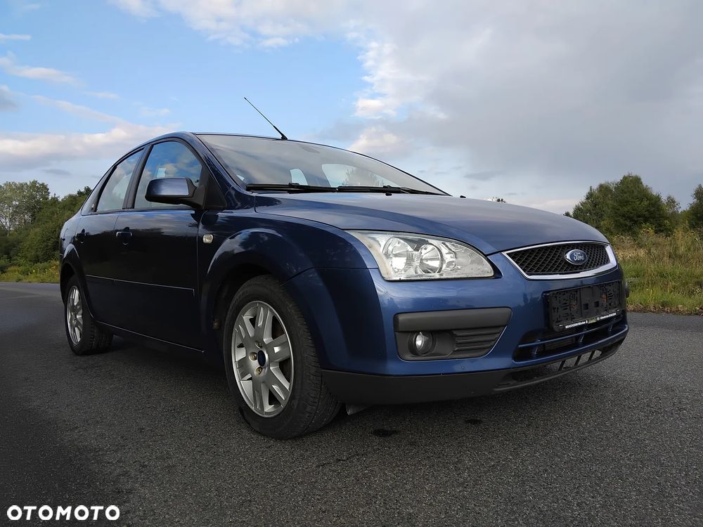 Ford Focus 1.6 Ghia - 1