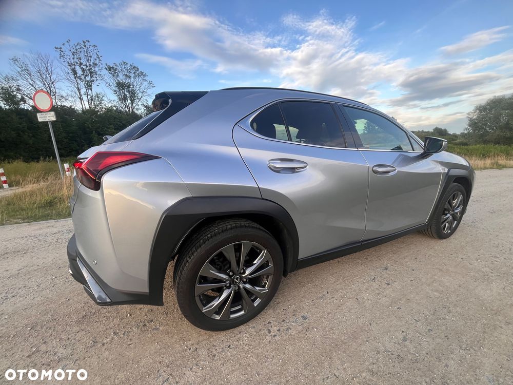 Lexus UX 250h GPF F Sport Design 2WD - 5